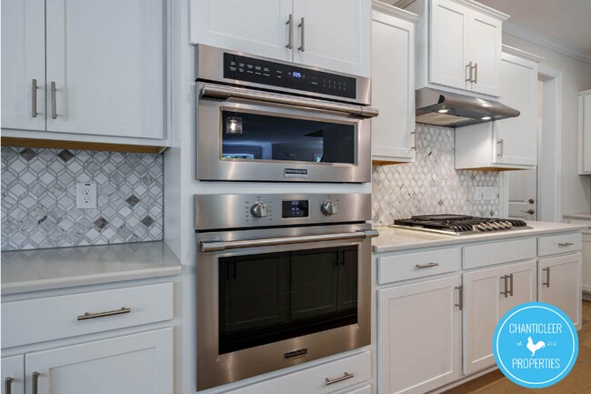 Building Photo - 53 Nuthatch