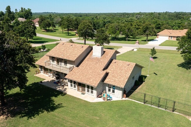 Building Photo - 7808 Forest Ln