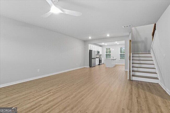 Building Photo - 2030 Main St NW