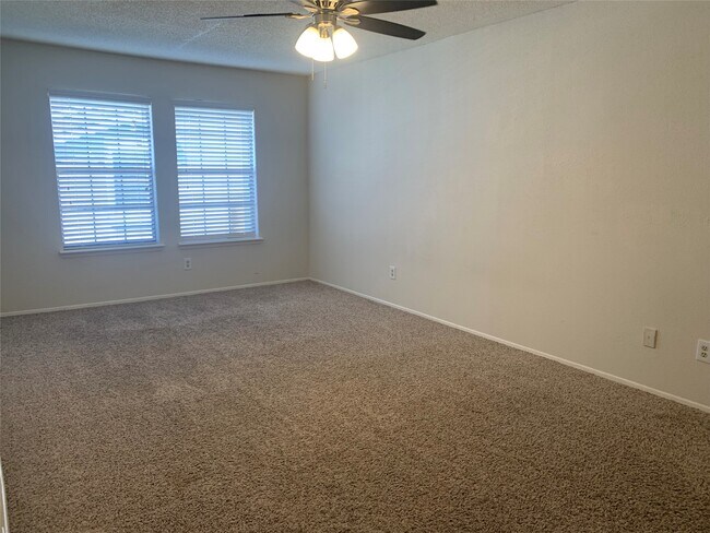 Building Photo - 2710 Grants Lake Blvd