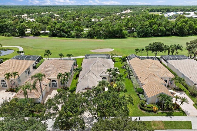 Building Photo - 8485 SE Palm Hammock Ln