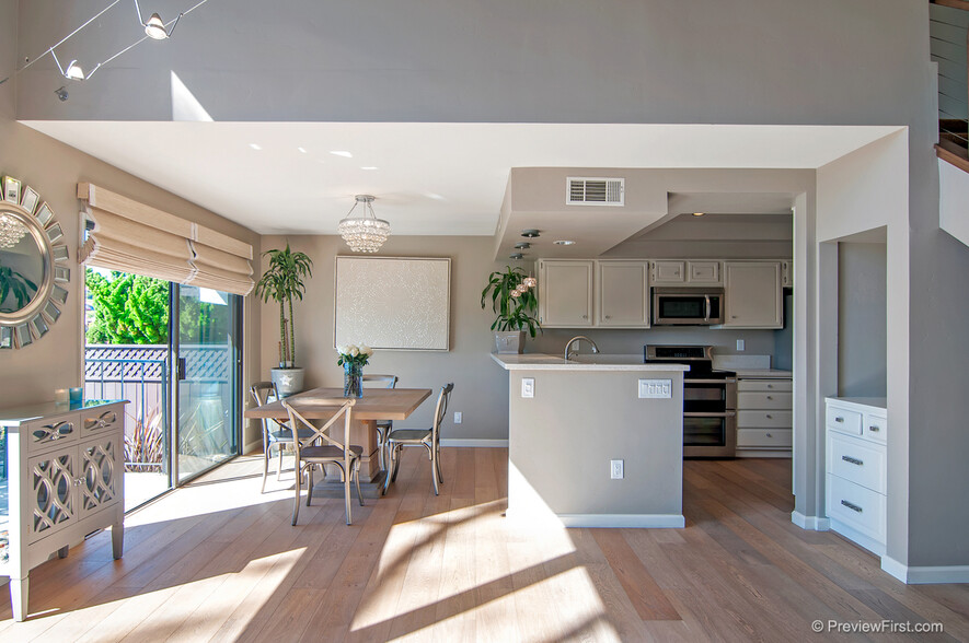 Building Photo - 1047 Santa Helena Park Ct