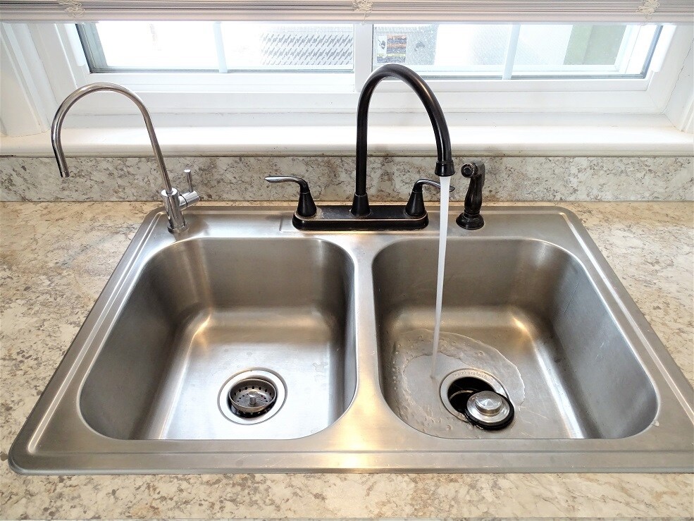 Building Photo - 783 E Main St