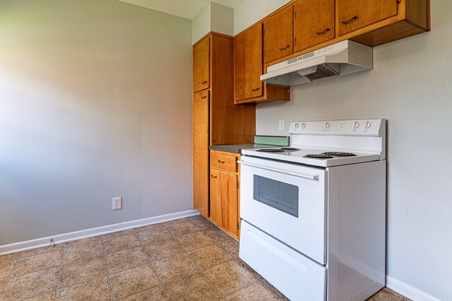 Building Photo - 2728 Riedling Dr