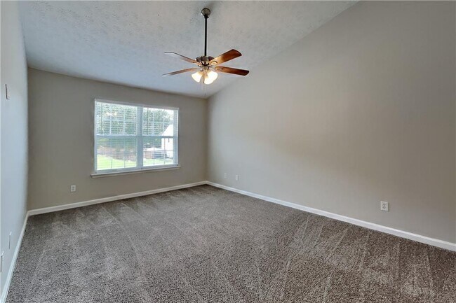 Building Photo - 3100 Evergreen Eve Crossing