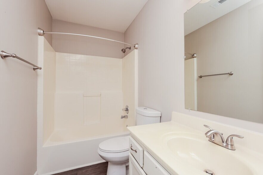 Building Photo - 406 Meagan Cove