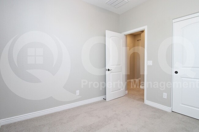 Building Photo - 25538 N 144th Ln