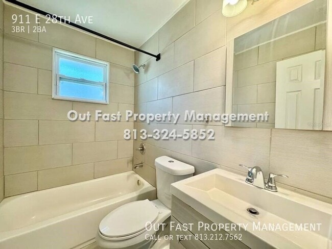 Building Photo - 911 E 28th Ave