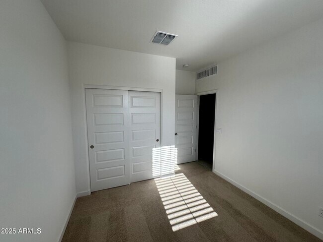 Building Photo - 1821 S 239th Dr