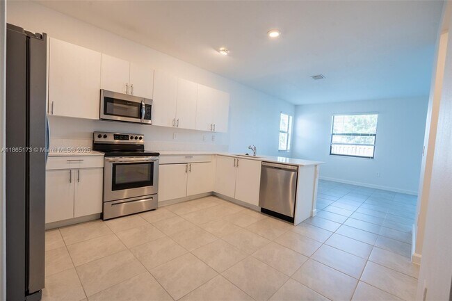 Building Photo - 24720 SW 119th Pl