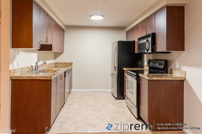 Building Photo - 2 br, 2 bath Condo - 929 3rd Avenue, Kirkl...