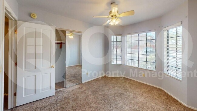 Building Photo - 3025 W Country Ranch Dr