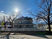 Building Photo - 1464 W Minnehaha Ave