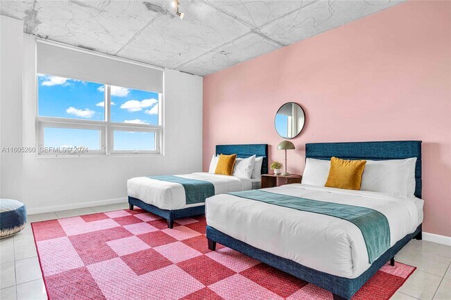 Building Photo - 3250 NE 1st Ave