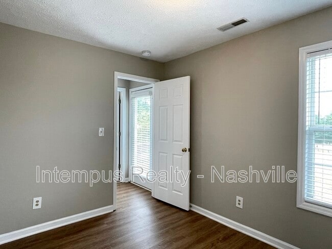 Building Photo - 2813 Masons Ct