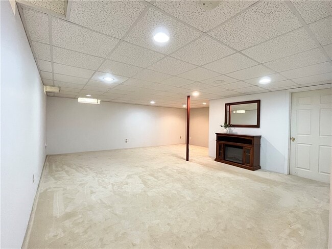 Building Photo - 136 New Tudor Rd