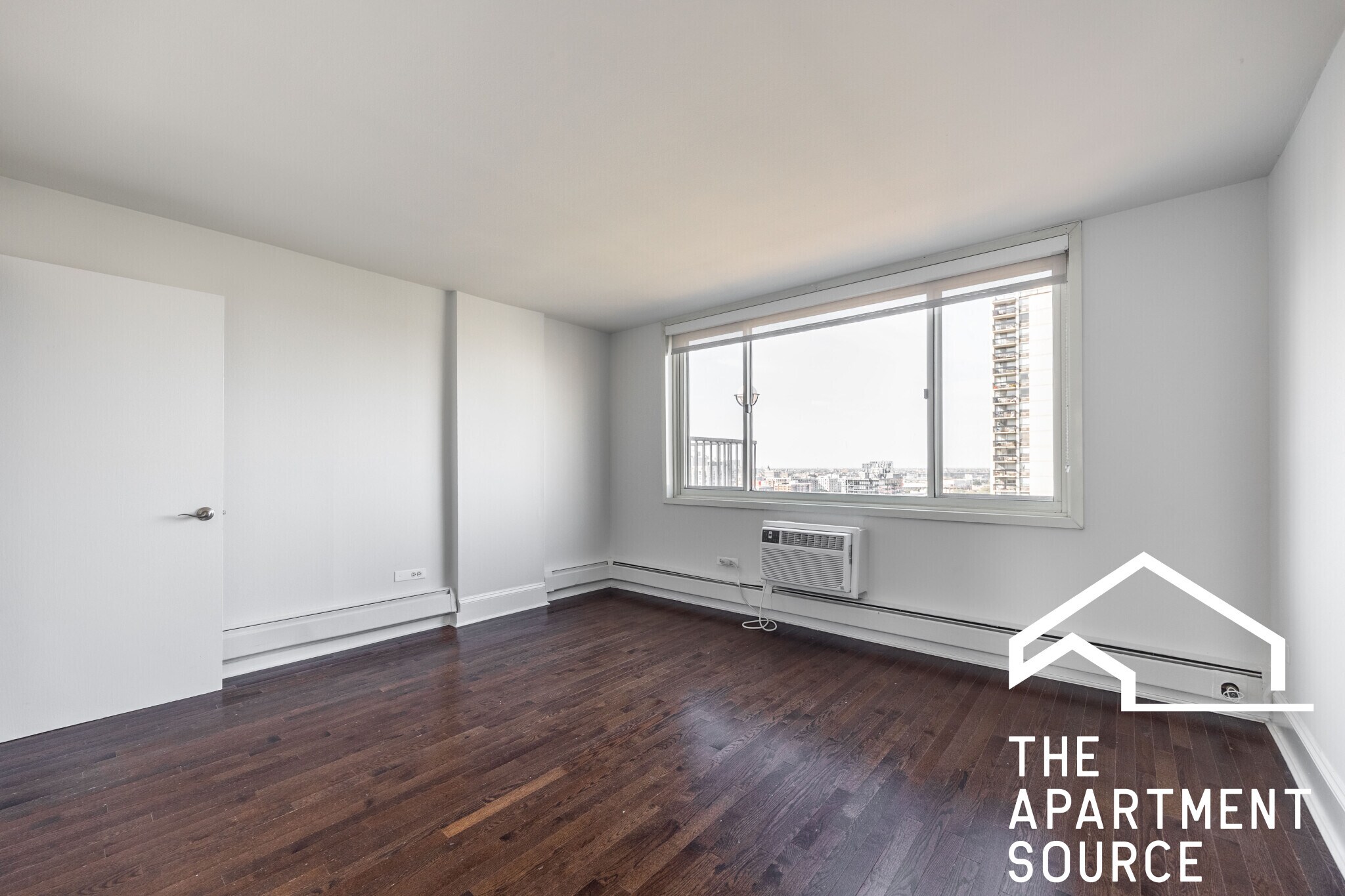 Building Photo - 1300 N Dearborn St