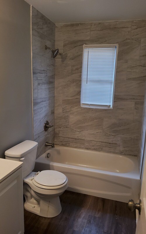 Building Photo - 4873 Verne Rd