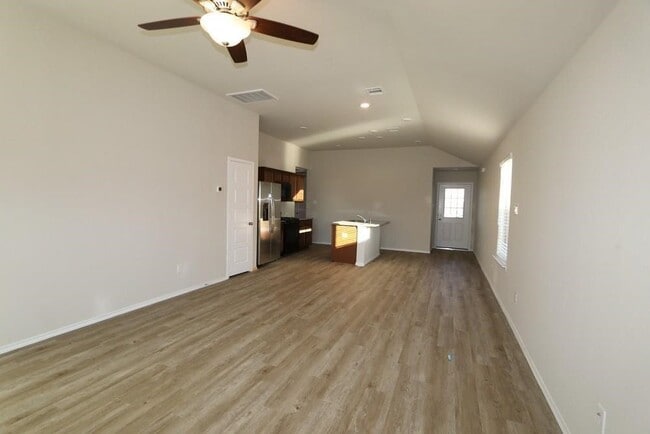 Building Photo - 21423 Bluebonnet Cove Ct