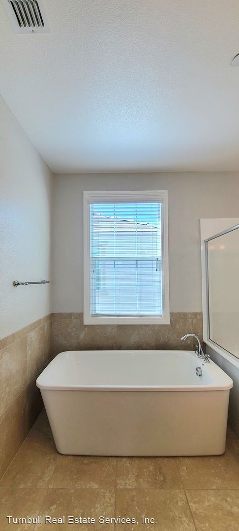 Building Photo - 3 br, 2.5 bath House - 186 COLNER CIR