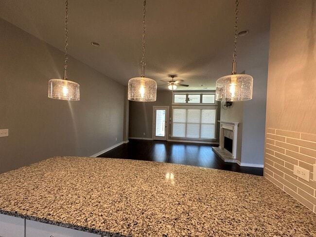 Building Photo - Beautiful Prattville Home