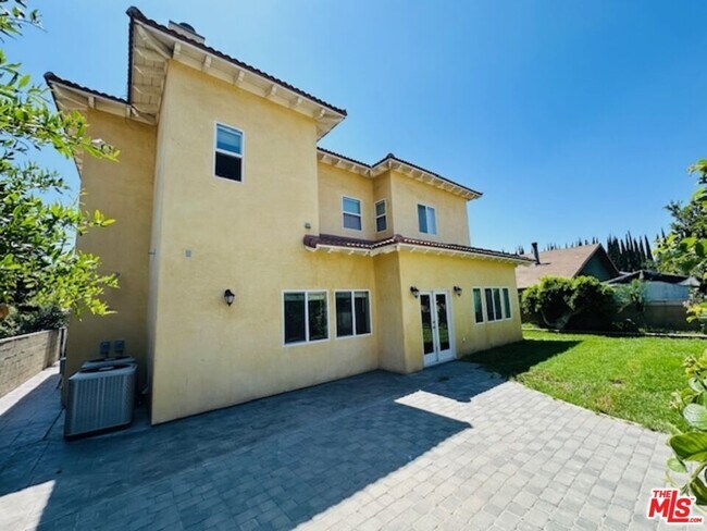 Building Photo - 7347 Dinwiddie St