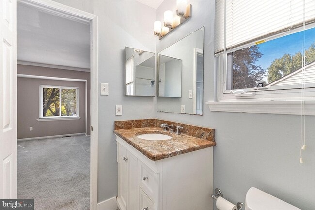 Building Photo - 18 Flintlock Ln