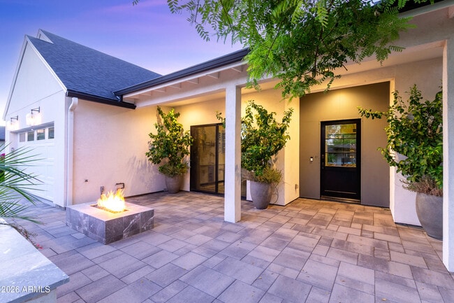 Building Photo - 2912 E Pierson St