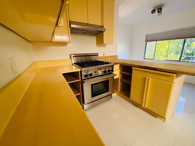 Building Photo - 2228 Berkeley Ave