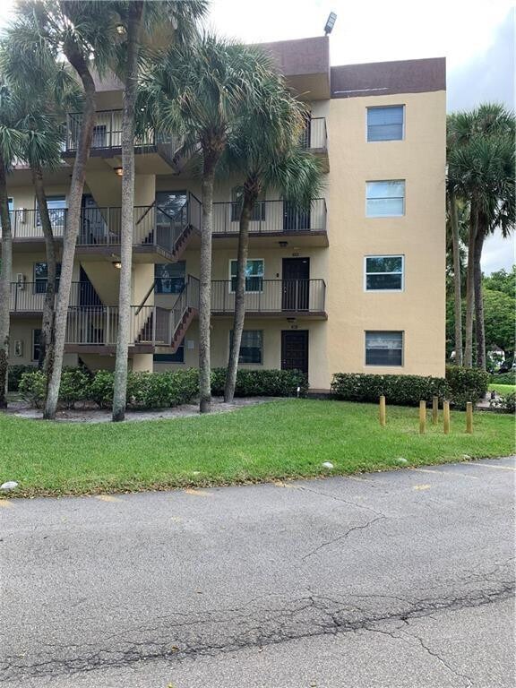 Building Photo - 3101 NW 47th Terrace