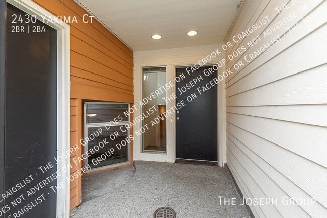 Building Photo - 2430 Yakima Ct
