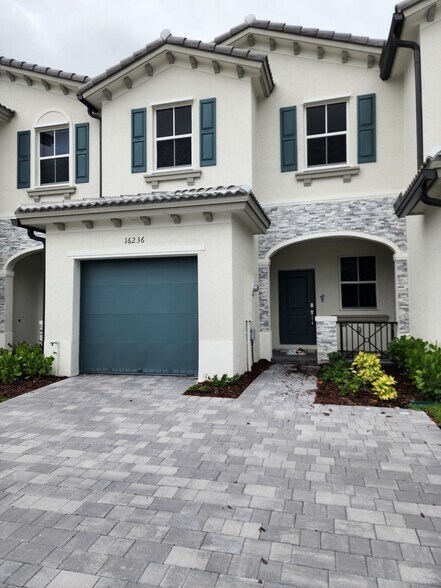 Building Photo - 16236 SW 288th Ter