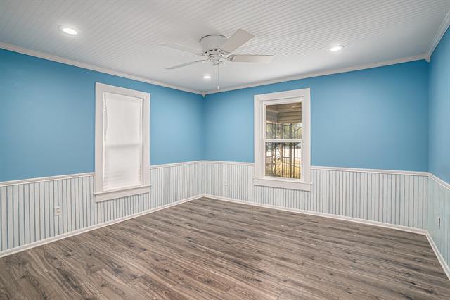 Building Photo - 2117 Sanborn St