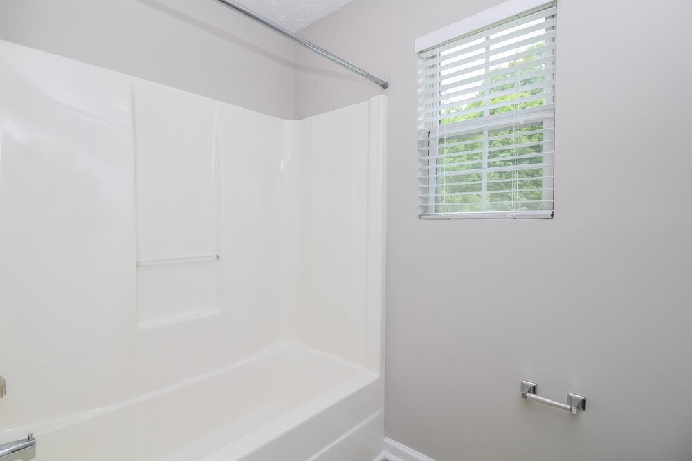 Building Photo - 1200 Catalina Pkwy