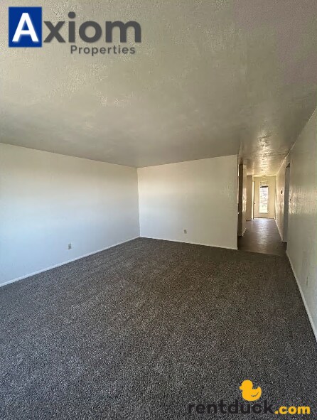 Building Photo - 2147 Marigold St