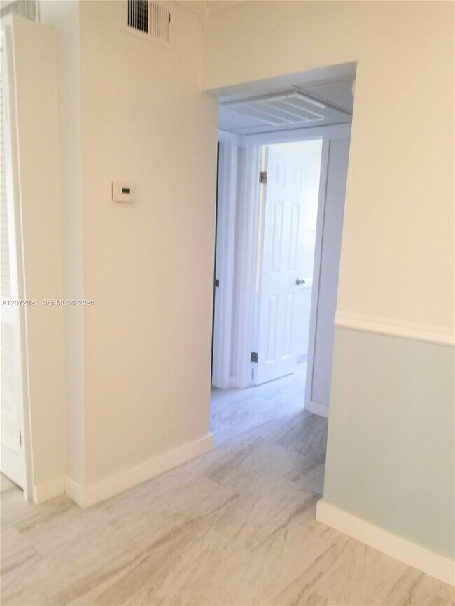 Building Photo - 11334 Royal Palm Blvd