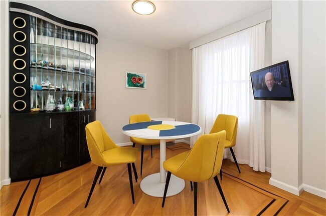 Building Photo - 50 Brighton 1st Rd