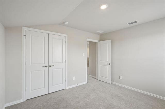 Building Photo - 613 Clover Crk Dr