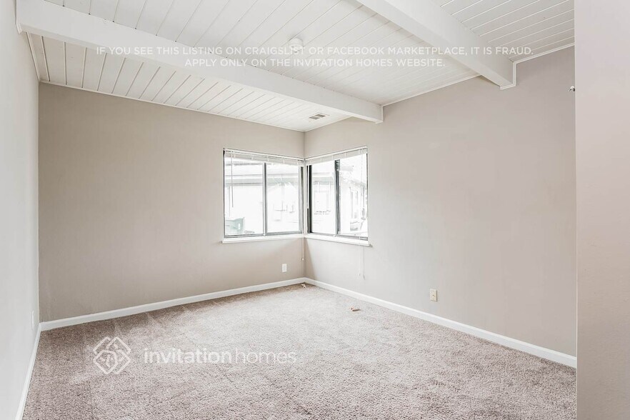 Building Photo - 321 Brennan Ct