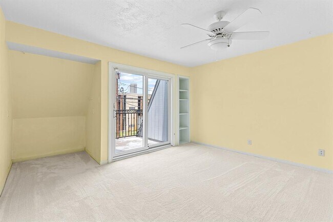 Building Photo - 1417 Welch St