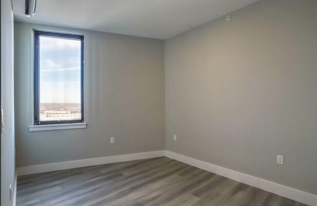 Building Photo - 3516 John F. Kennedy Blvd