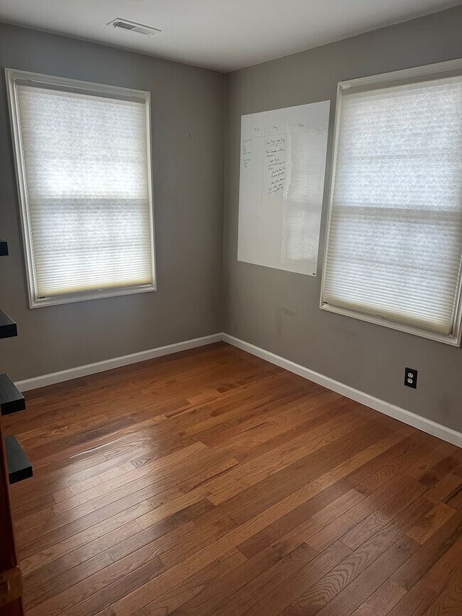 Building Photo - 7220 Emilie St