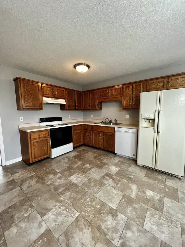 Building Photo - 229 Grassmire Dr