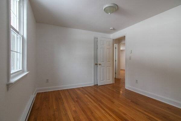 Building Photo - 14 Wampus Ave