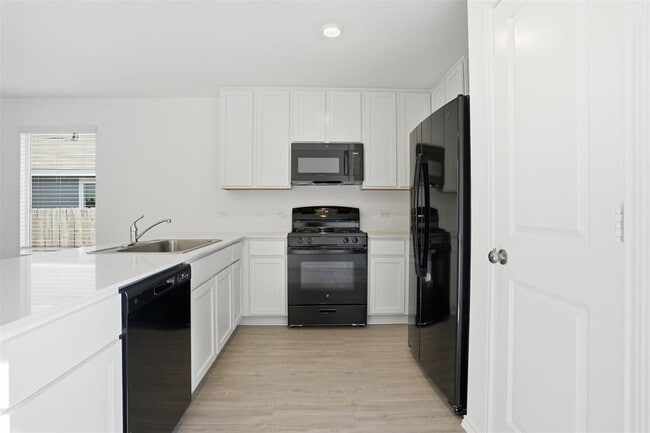 Building Photo - 23513 Tiny Moons Wy