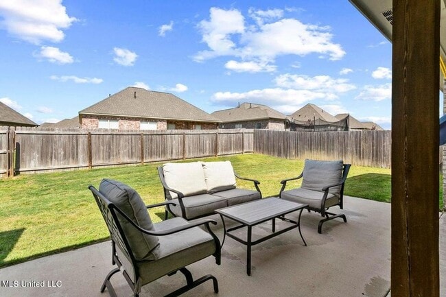 Building Photo - 3 Bed/2 Bath Home in Woodscape of Oakfield