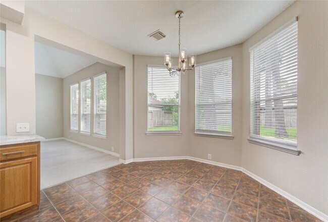Building Photo - 11706 Canyon Breeze Dr