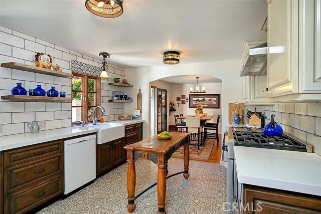 Building Photo - 31462 El Camino Real