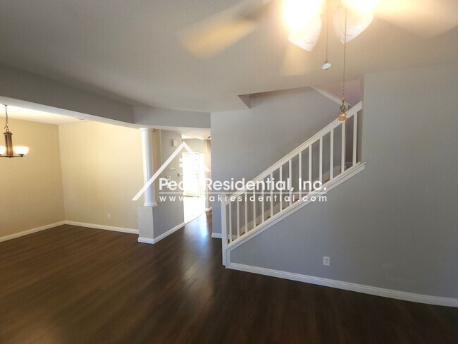 Building Photo - 10172 Sheffield Oak Way