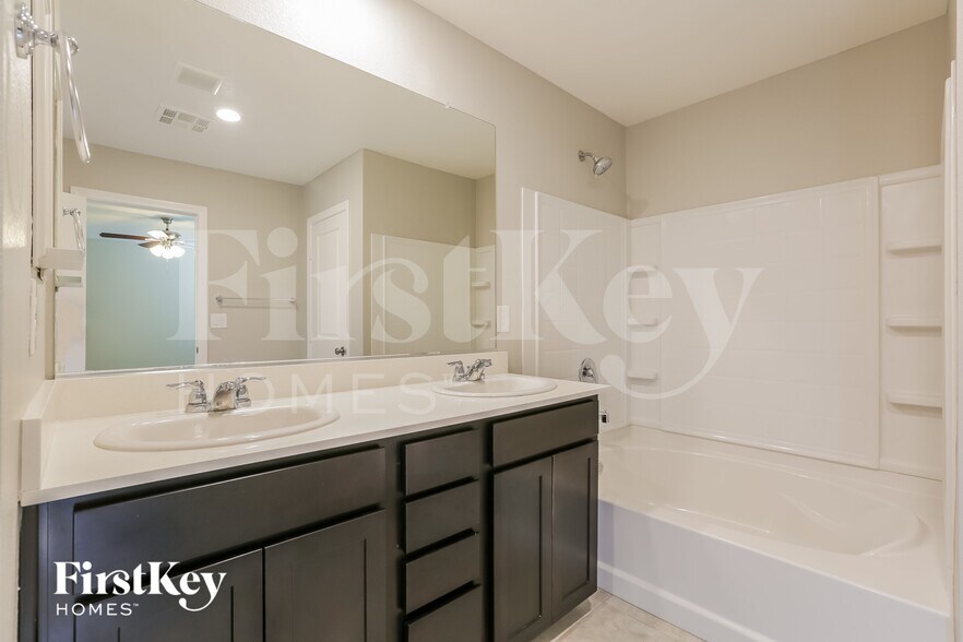 Building Photo - 9316 Polwarth Ct